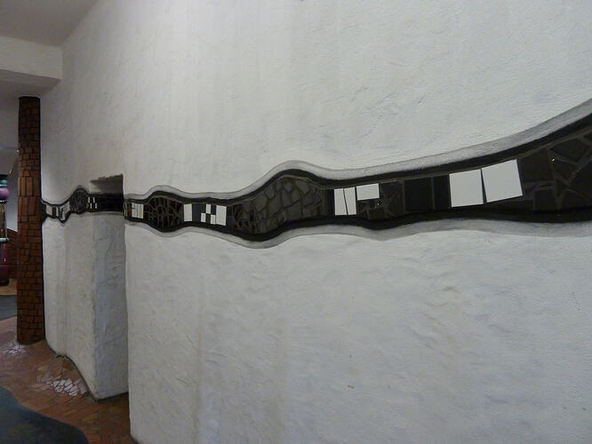 Hundertwasser-Bahnhof 039