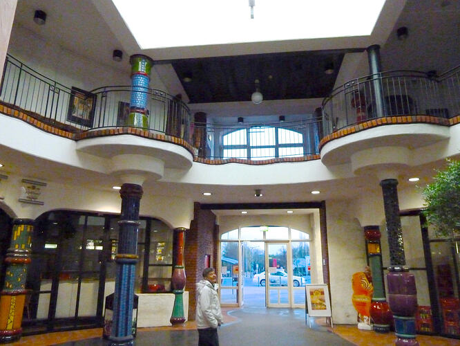 Hundertwasser-Bahnhof 020