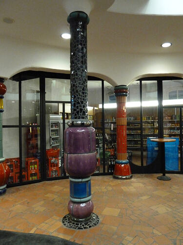 Hundertwasser-Bahnhof 016