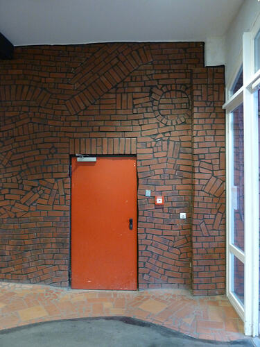 Hundertwasser-Bahnhof 014