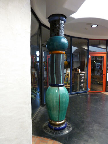 Hundertwasser-Bahnhof 037